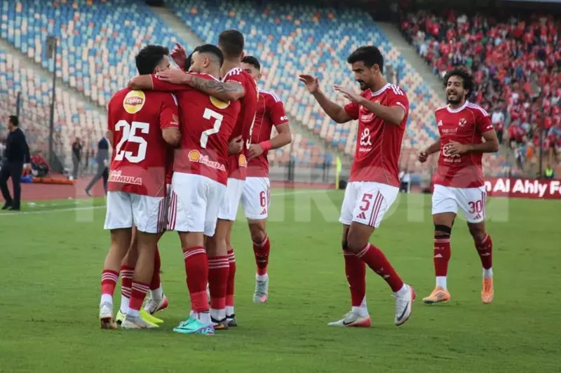 4 تحديات تنتظر الأهلي أمام بتروجيت في الدوري